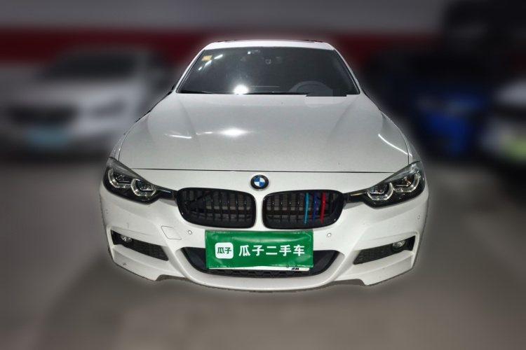 BMW 3 Series 2018 #3 BMW 3 Series 2018 car image #3