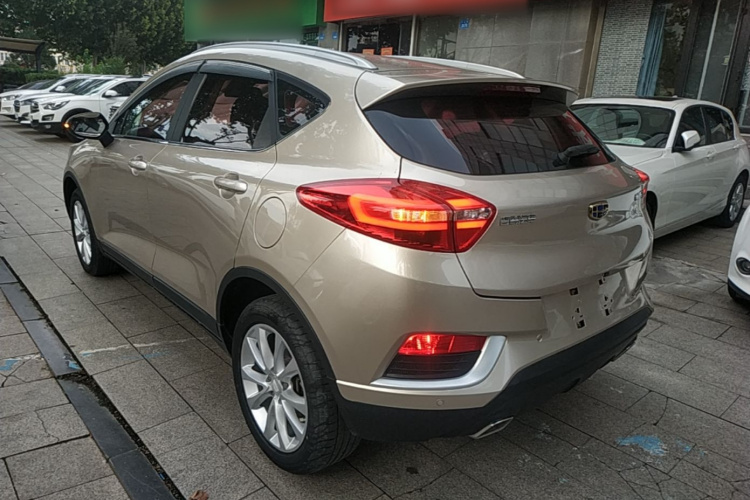 GEELY Emgrand GS 2018 изображение автомобиля #5