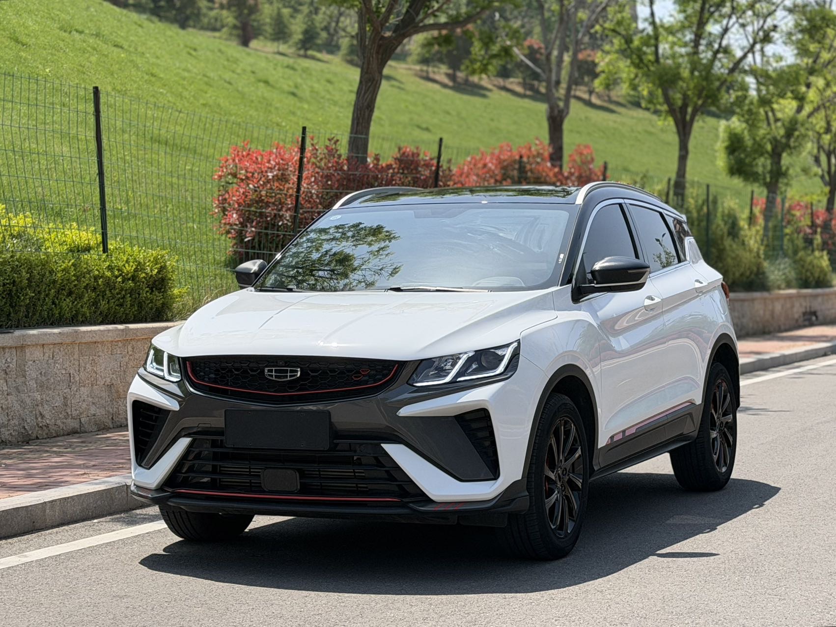 GEELY Coolray 2023 GEELY Coolray 2023 car image