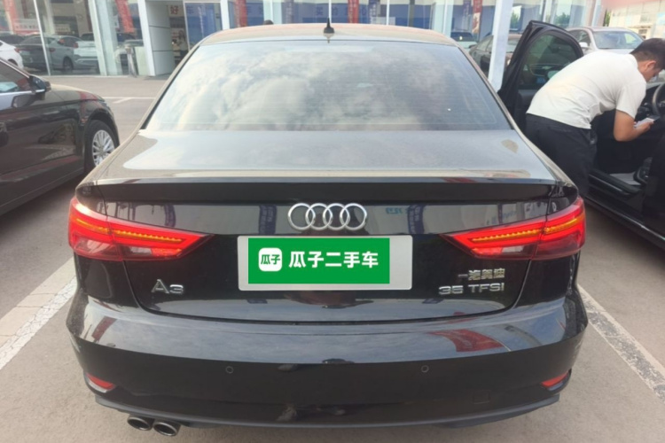 Audi A3 2018 car image #6