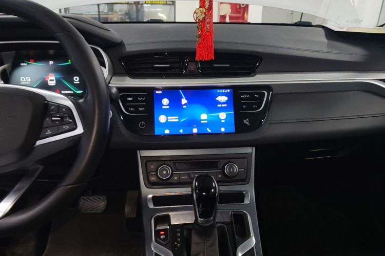 GEELY Emgrand 2020 #13 GEELY Emgrand 2020 car image #13
