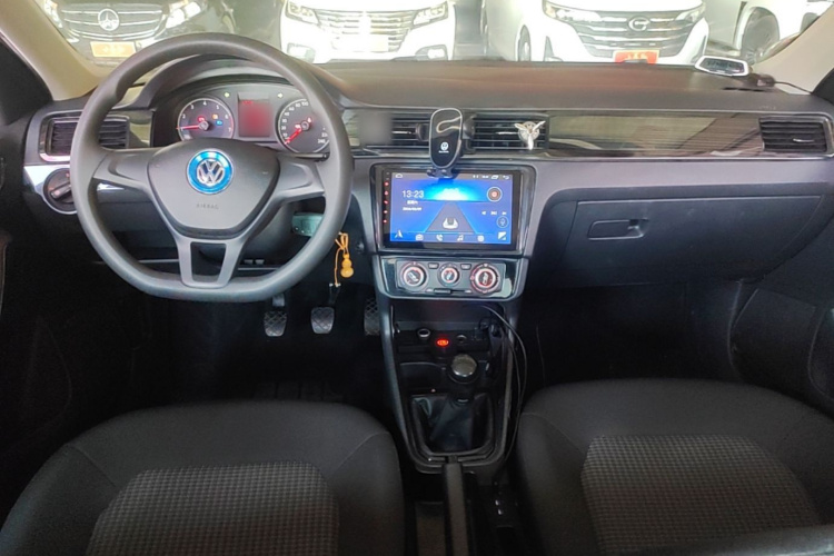 Volkswagen Santana 2018 #11 Volkswagen Santana 2018 car image #11