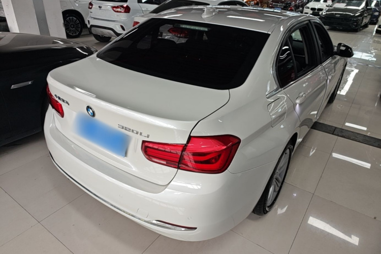 BMW 3 Series 2017 car image #7