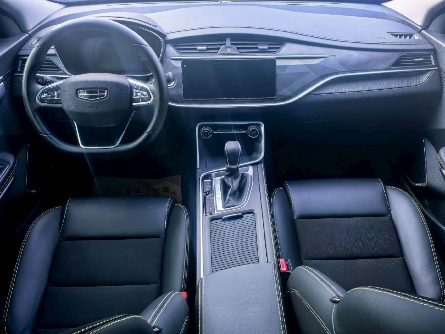 GEELY Binray 2022 car image #5