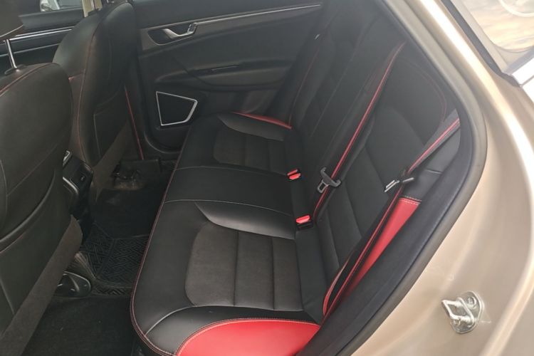 GEELY Emgrand GS 2021 car image #17