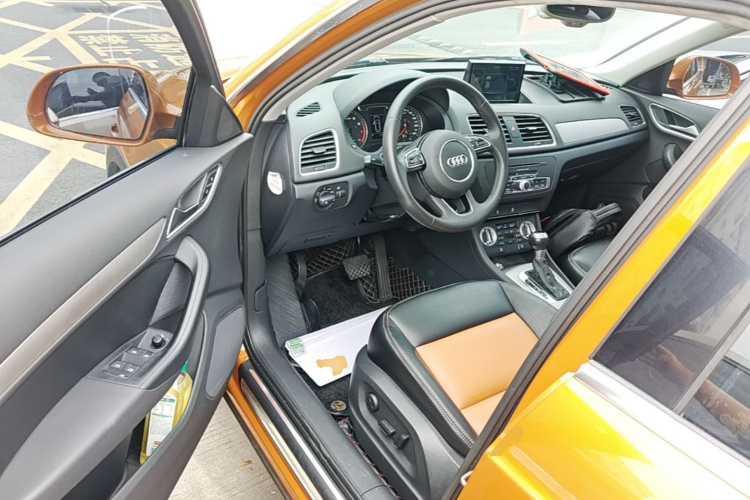 Audi Q3 2016 immagine di auto #16