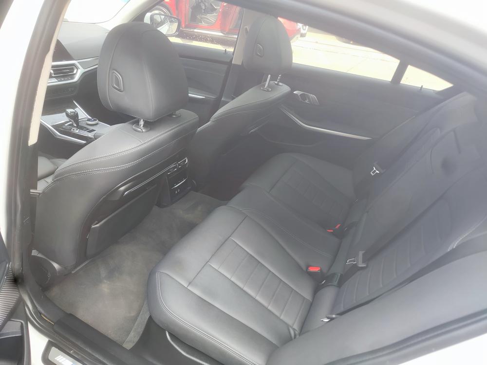 BMW 3 Series 2019 #9 BMW 3 Series 2019 car image #9