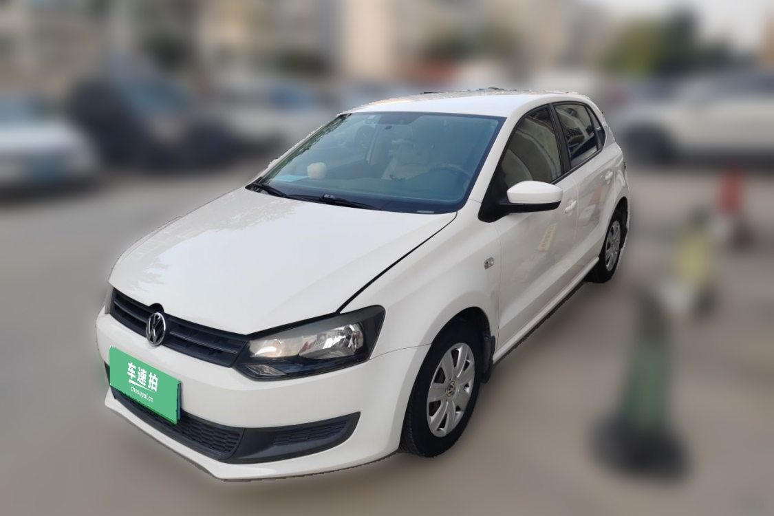Volkswagen Polo 2013 car image 