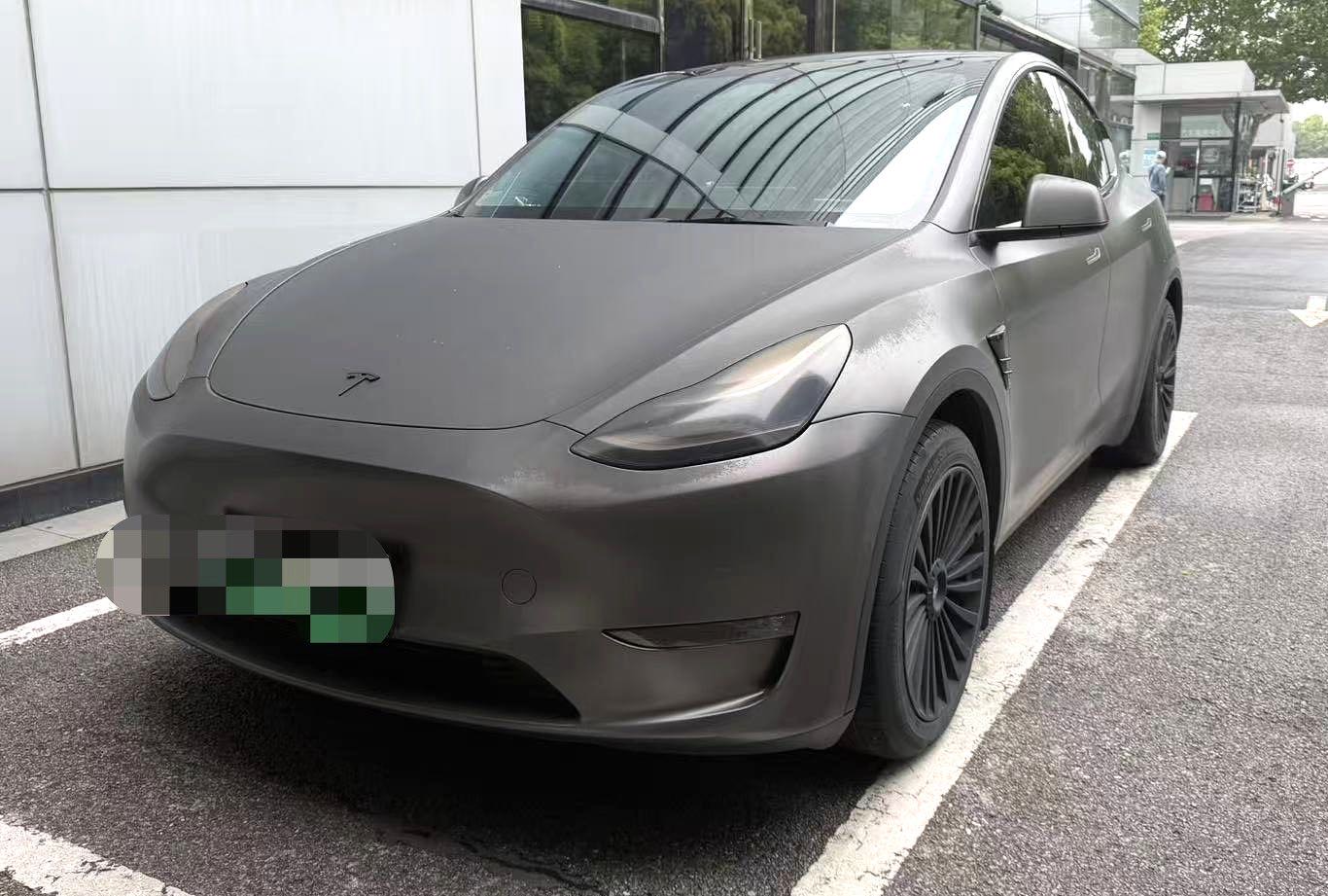 Tesla Model Y 2023 Tesla Model Y 2023 car image