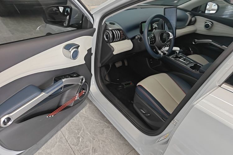 BYD Yuan Plus 2023 car image #16