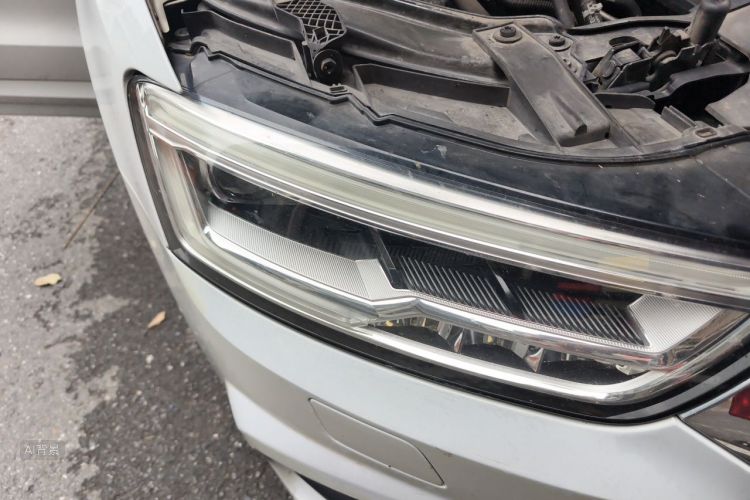 Audi Q3 2018 #8 Audi Q3 2018 car image #8