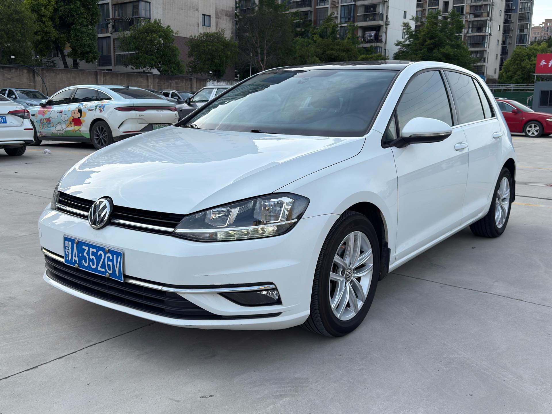 2019 2019 car image