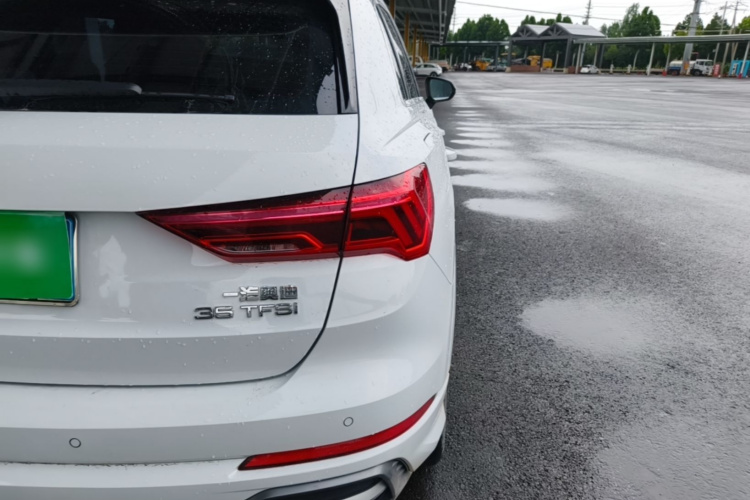 Audi Q3 2022 #8 Audi Q3 2022 car image #8
