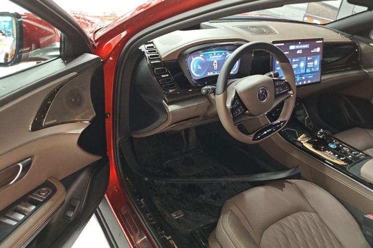 BYD Han 2022 car image #16