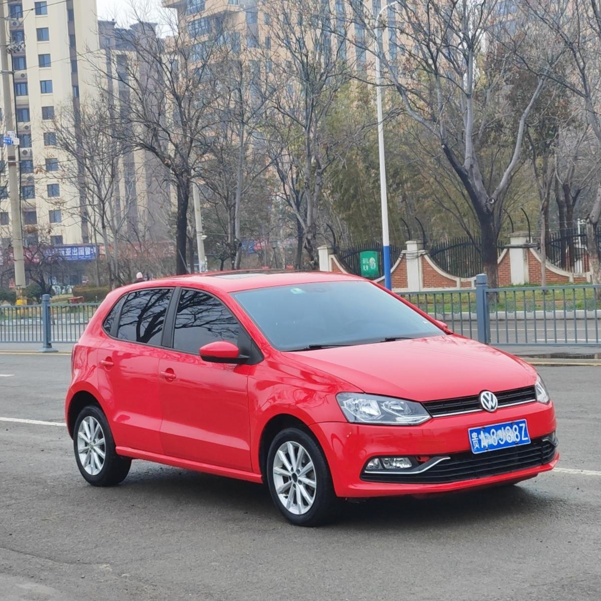 Volkswagen Polo 2017 car image #2