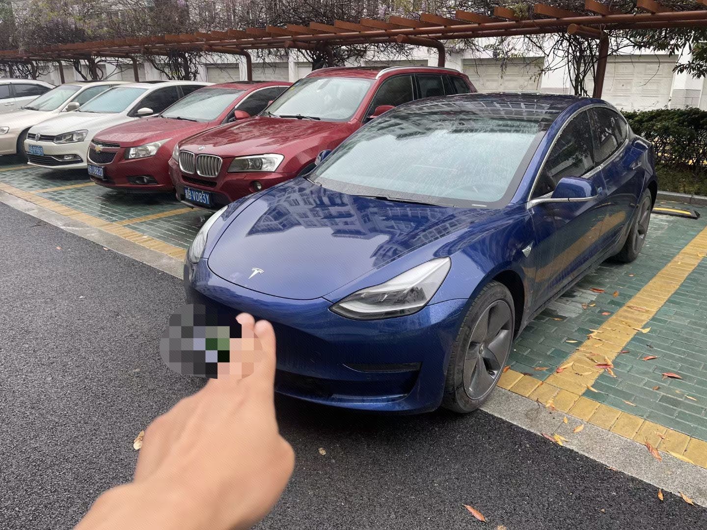 Tesla Model 3 2020 car image 