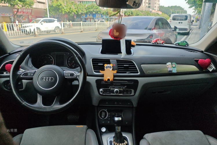 Audi Q3 2016 #11 Audi Q3 2016 car image #11