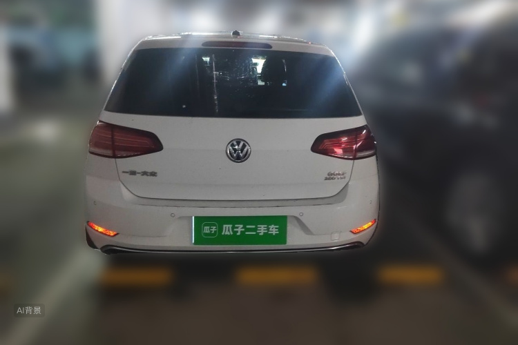 Volkswagen Golf 2019 car image #6
