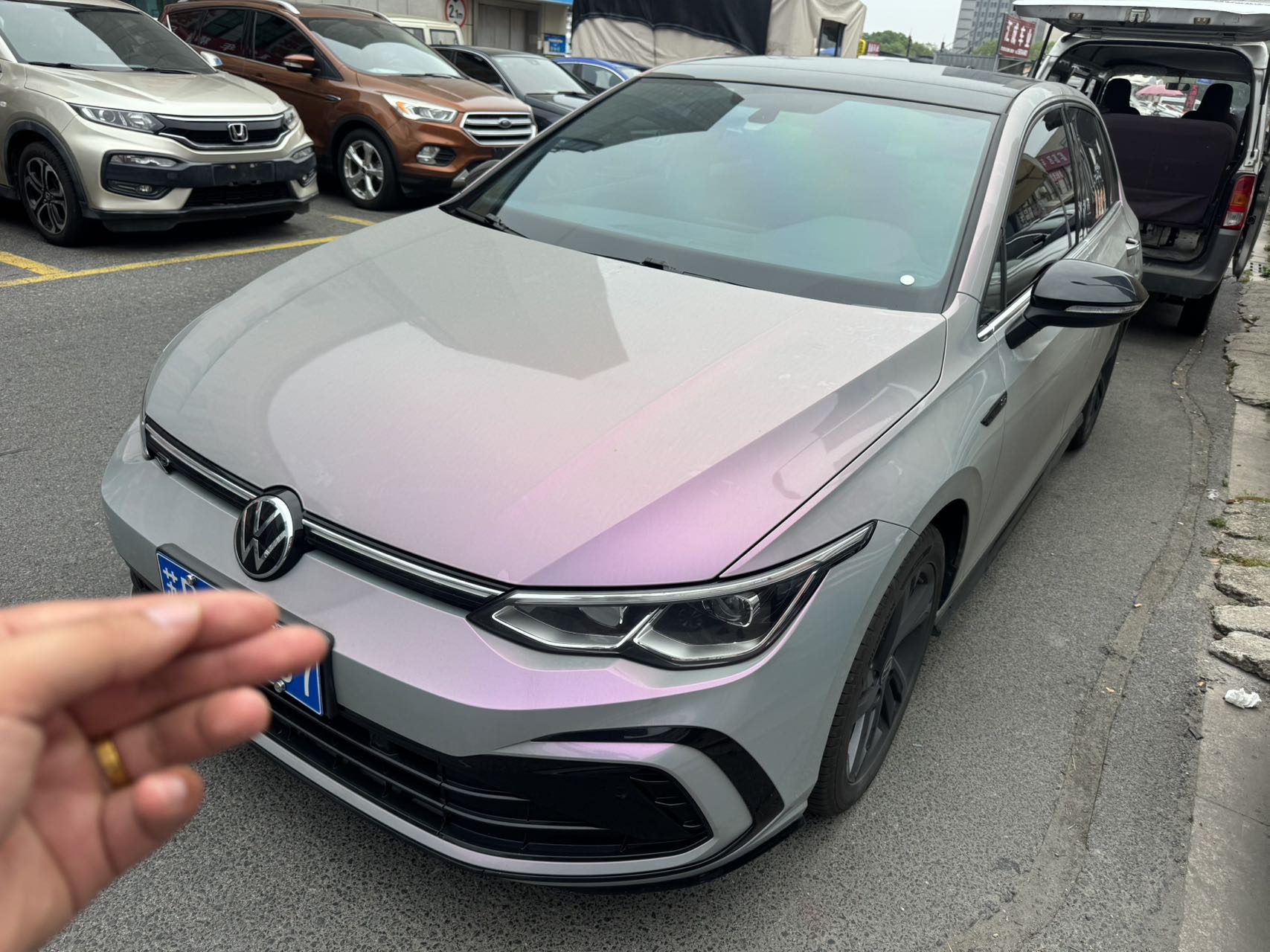 Volkswagen Golf 2024 car image 