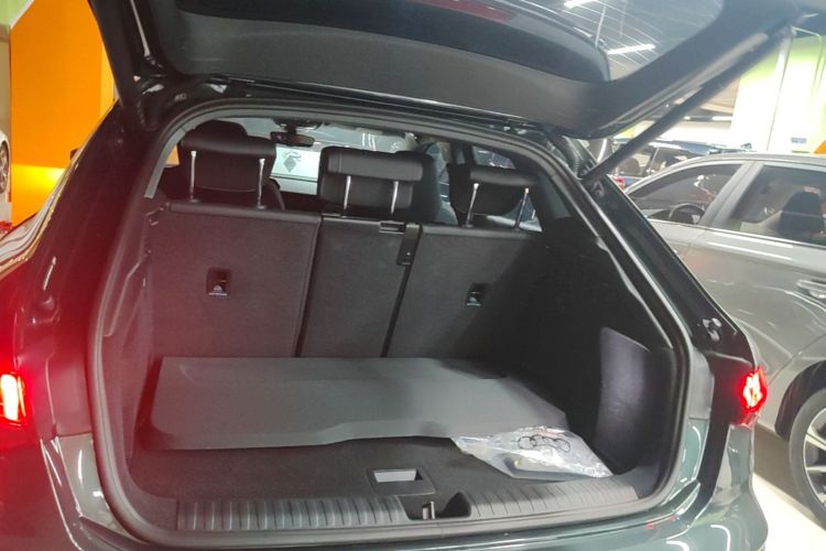 Audi A3 2023 car image #19