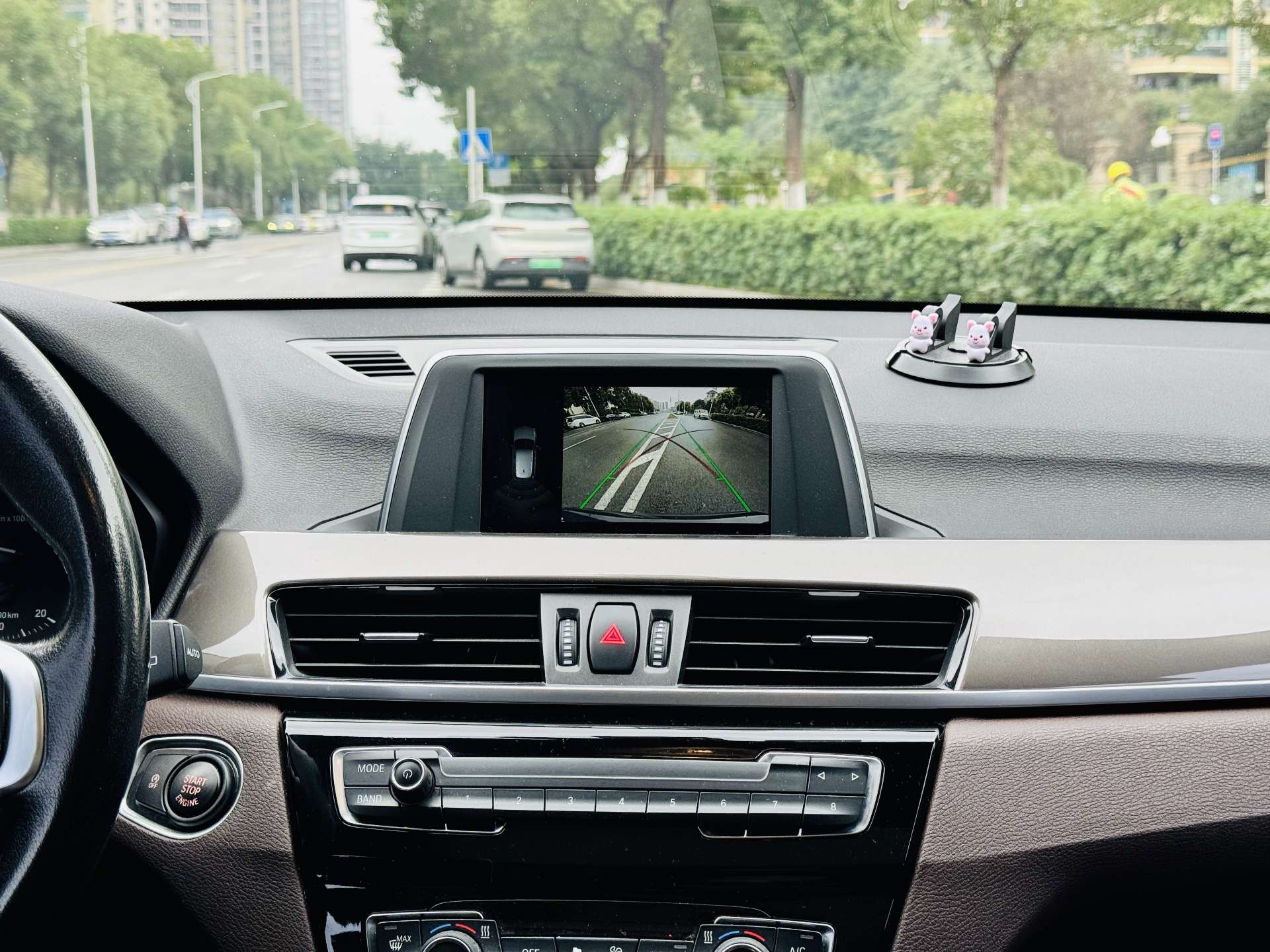 2018 immagine di auto #5