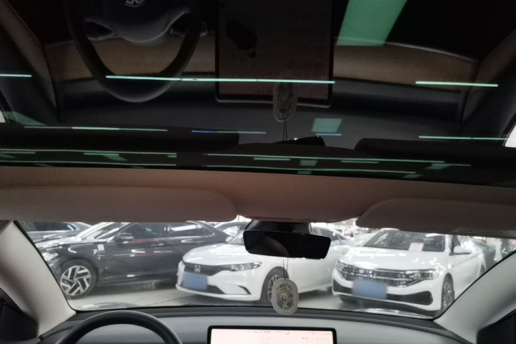 Tesla Model 3 2023 صورة سيارة #18
