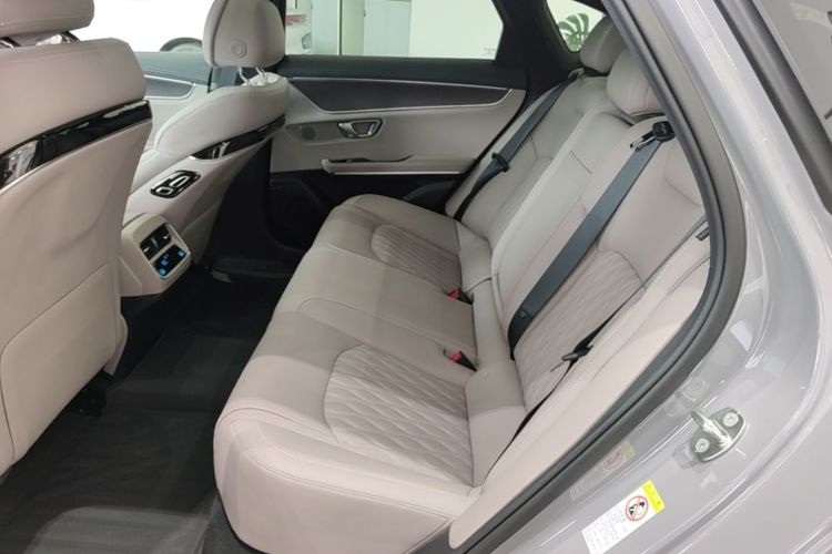BYD Han 2025 #19 BYD Han 2025 immagine di auto #19