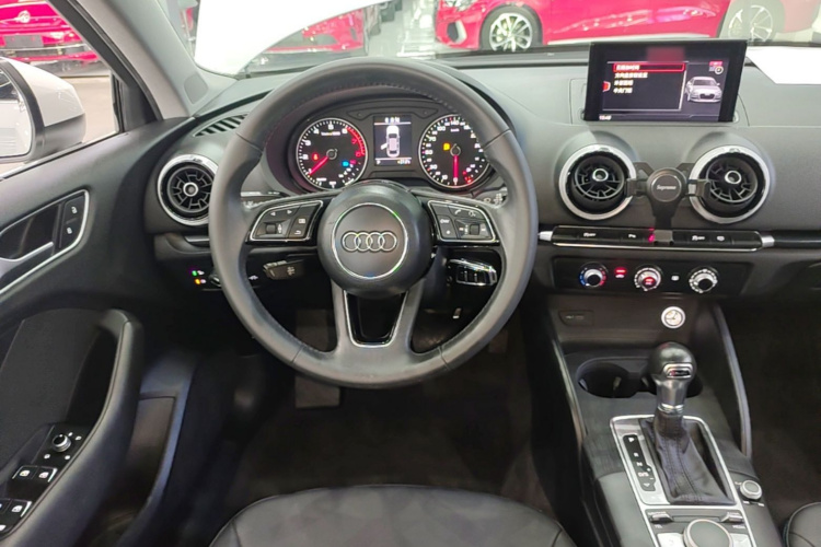 Audi A3 2020 car image #11