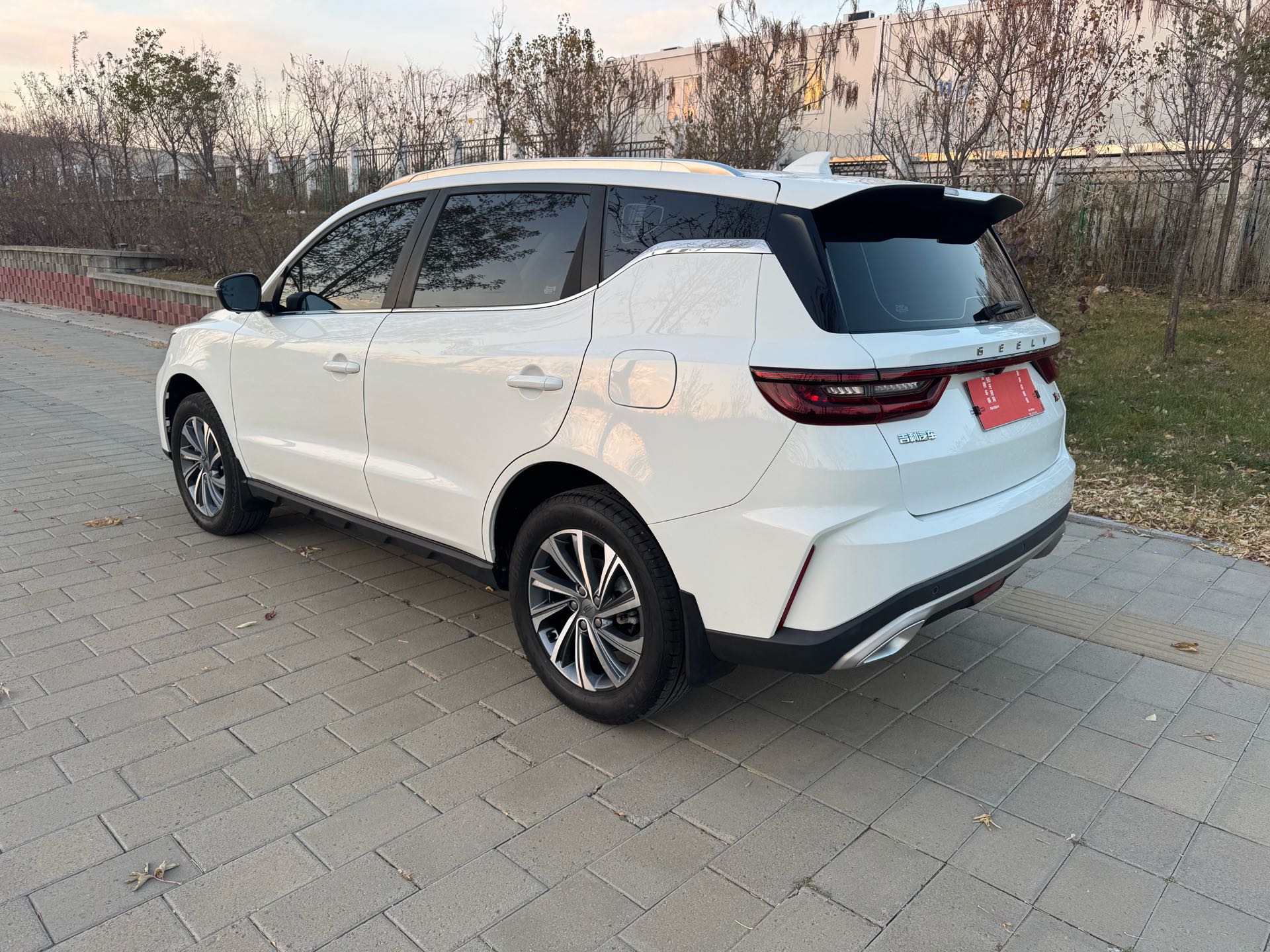 GEELY Vision X6 2023 #6 GEELY Vision X6 2023 immagine di auto #6