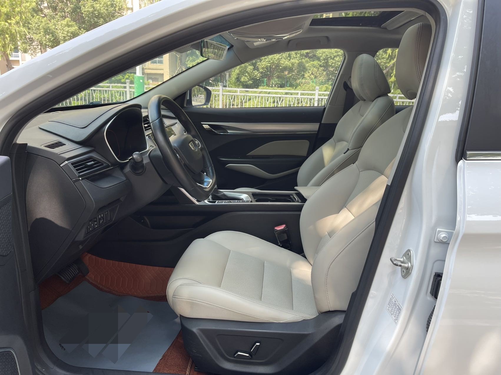 GEELY Binray 2019 изображение автомобиля #9