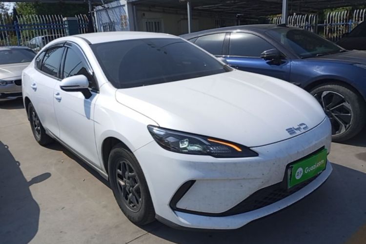 BYD Seal 05 DM-i 2025 car image #4