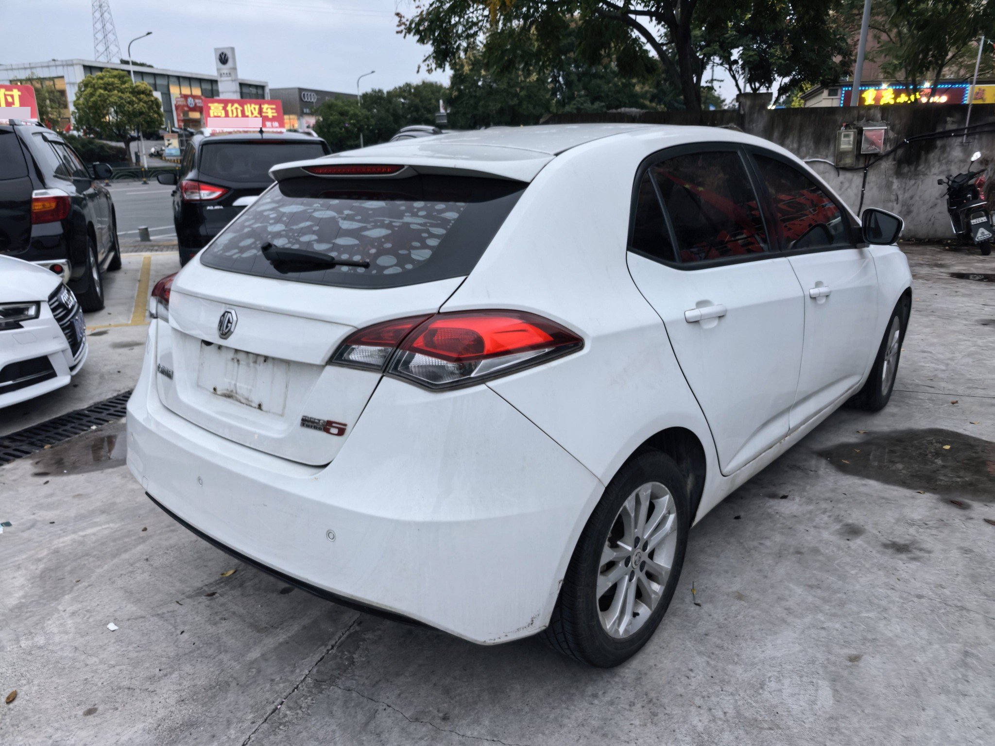 MG 5 2016 car image #6