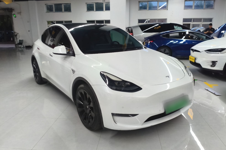 Tesla Model Y 2021 #4 Tesla Model Y 2021 car image #4