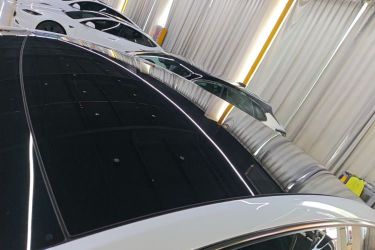 Tesla Model Y 2025 #25 Tesla Model Y 2025 car image #25