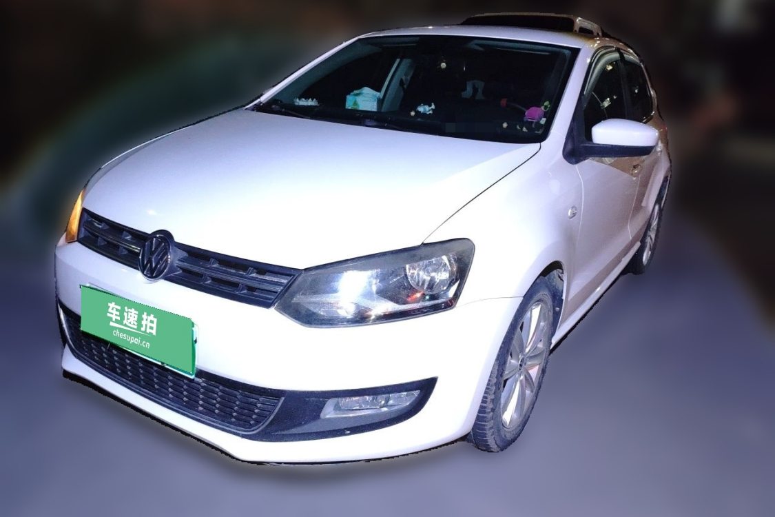 Volkswagen Polo 2013 Volkswagen Polo 2013 car image