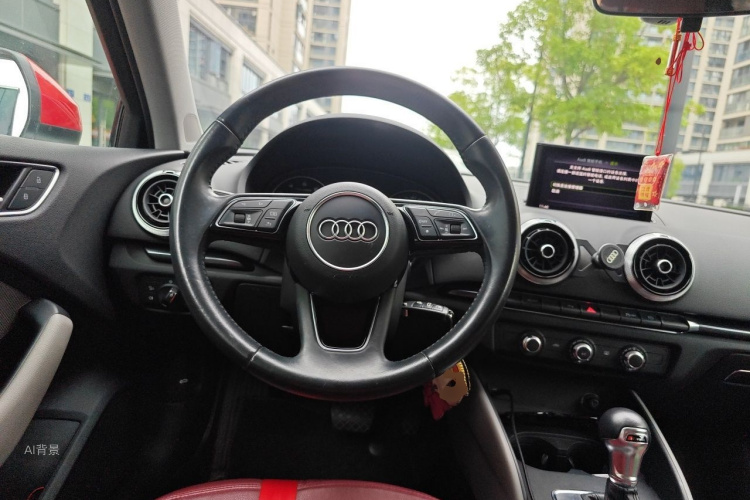 Audi A3 2019 immagine di auto #12