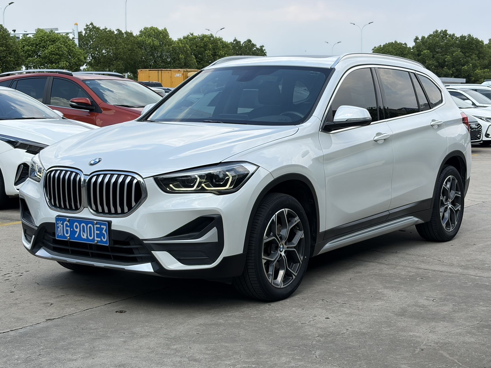 BMW X1 2020 car image #2