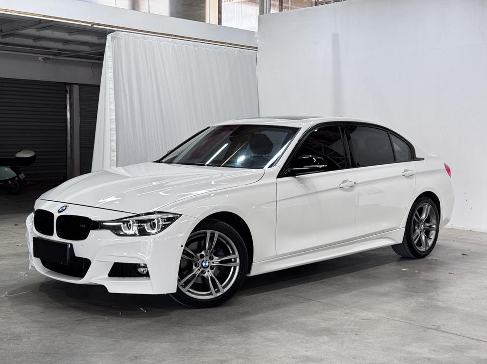 BMW 3 Series 2018 car image 