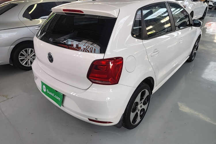Volkswagen Polo 2015 #7 Volkswagen Polo 2015 car image #7
