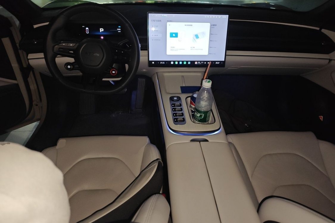 MI SU7 2024 car image #22