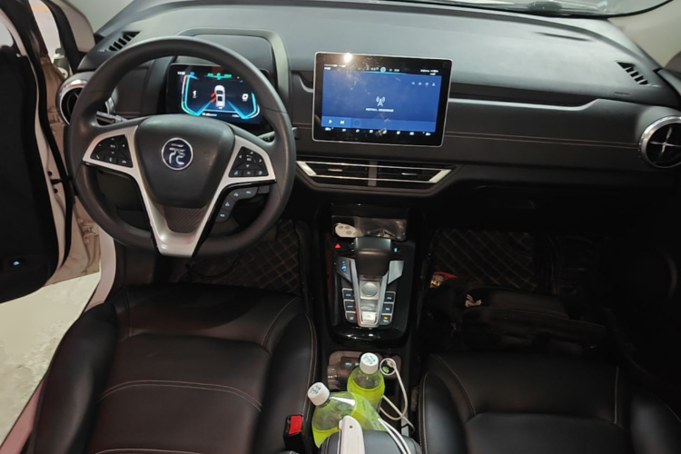 BYD Yuan New Energy 2019 imagen de coche #10