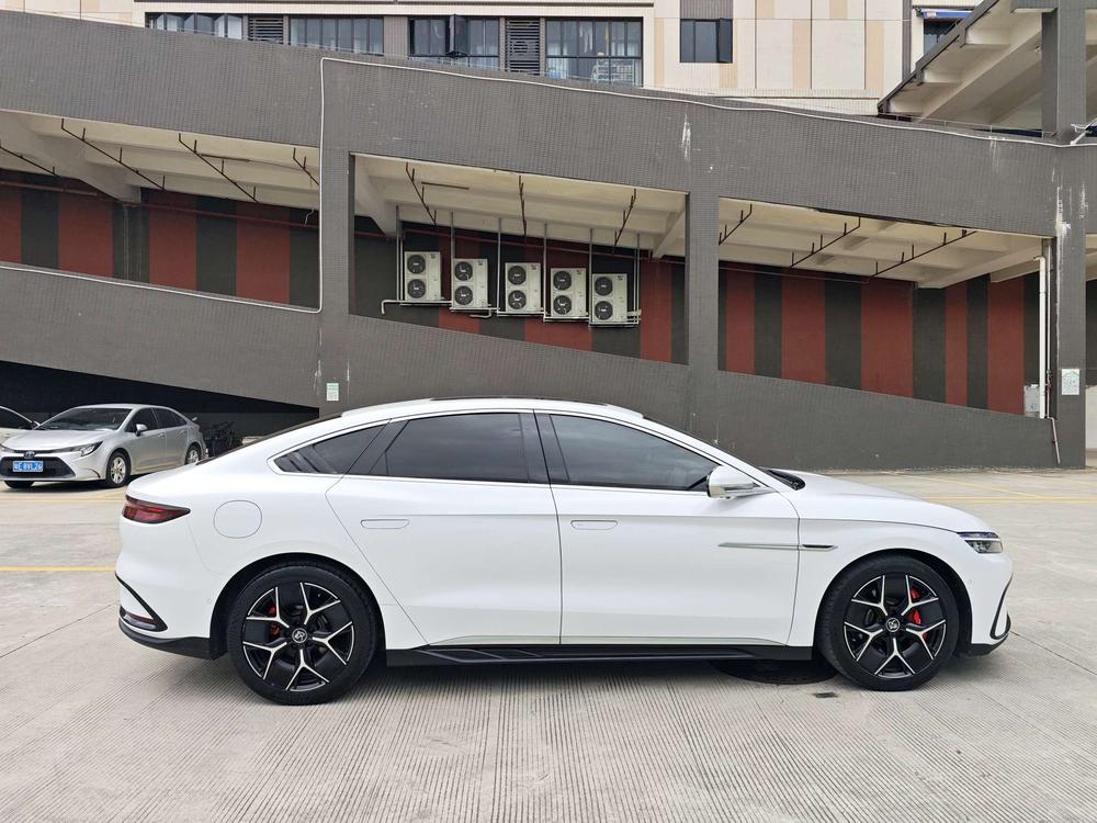 BYD Han 2022 car image #8
