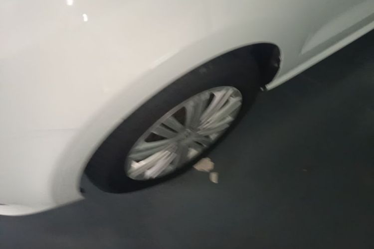 Volkswagen Polo 2016 car image #9