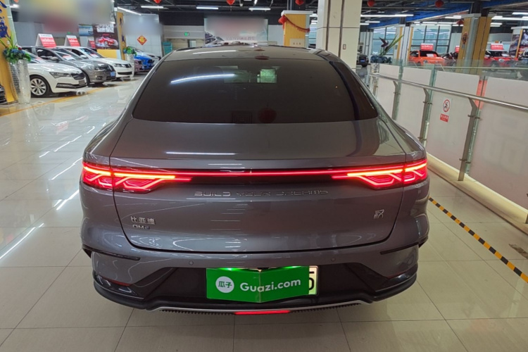 BYD Han 2023 car image #6