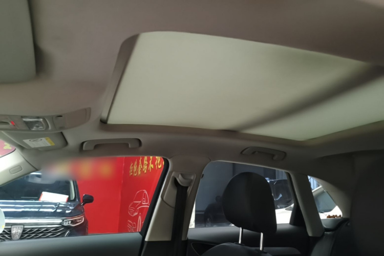 Audi Q3 2017 #18 Audi Q3 2017 car image #18