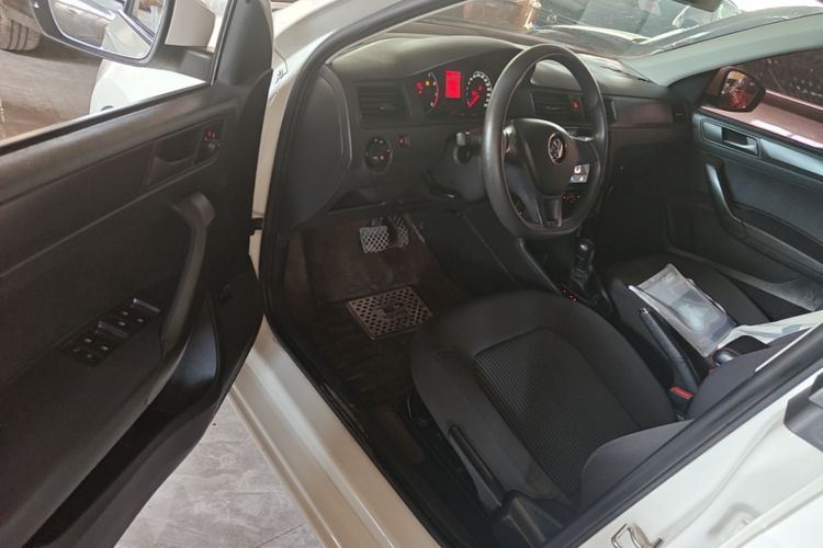 Volkswagen Santana 2018 #16 Volkswagen Santana 2018 car image #16