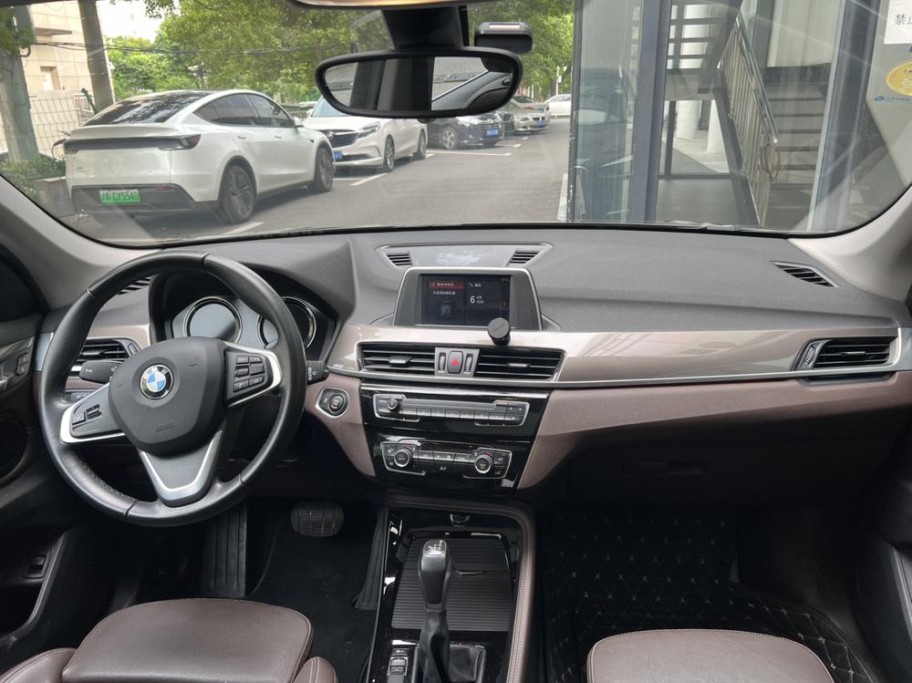 BMW X1 2018 #9 BMW X1 2018 car image #9