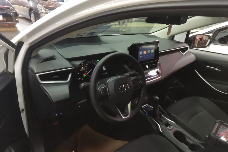 Toyota Corolla 2023 car image #10