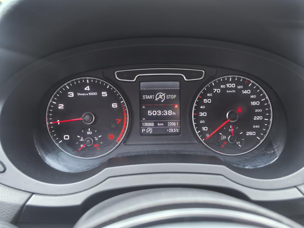 Audi Q3 2015 #12 Audi Q3 2015 car image #12