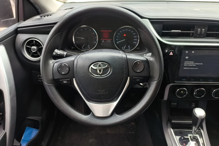 Toyota Corolla 2017 #11 Toyota Corolla 2017 car image #11
